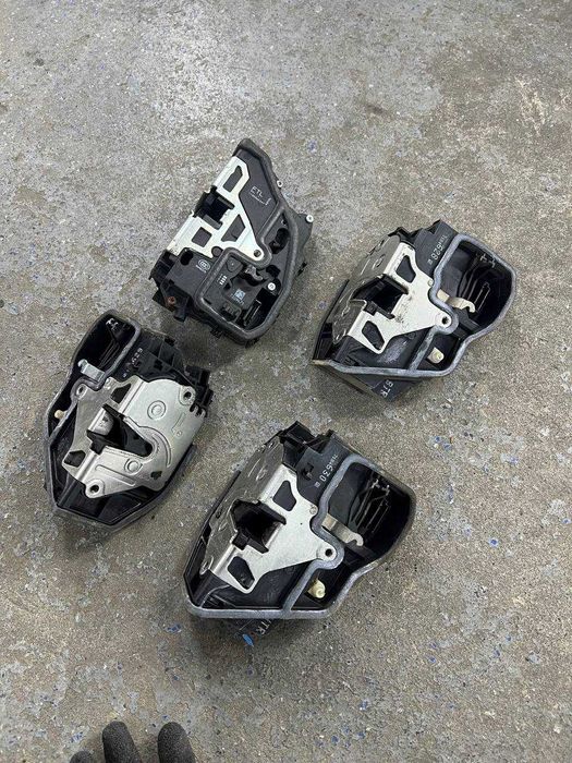 Broasca usa BMW E60 E61 stanga dreapta fata spate