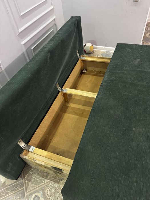 Диван сатылады ашылады двухспалка болп