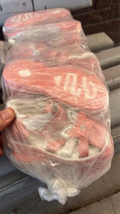 Обувь / Аяқ киімдер