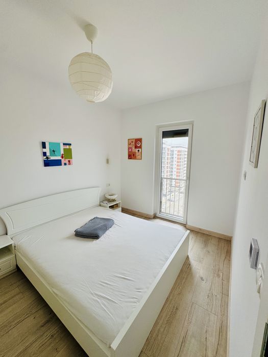 Închiriez apartament 2 camere + loc parcare, Adora Park
