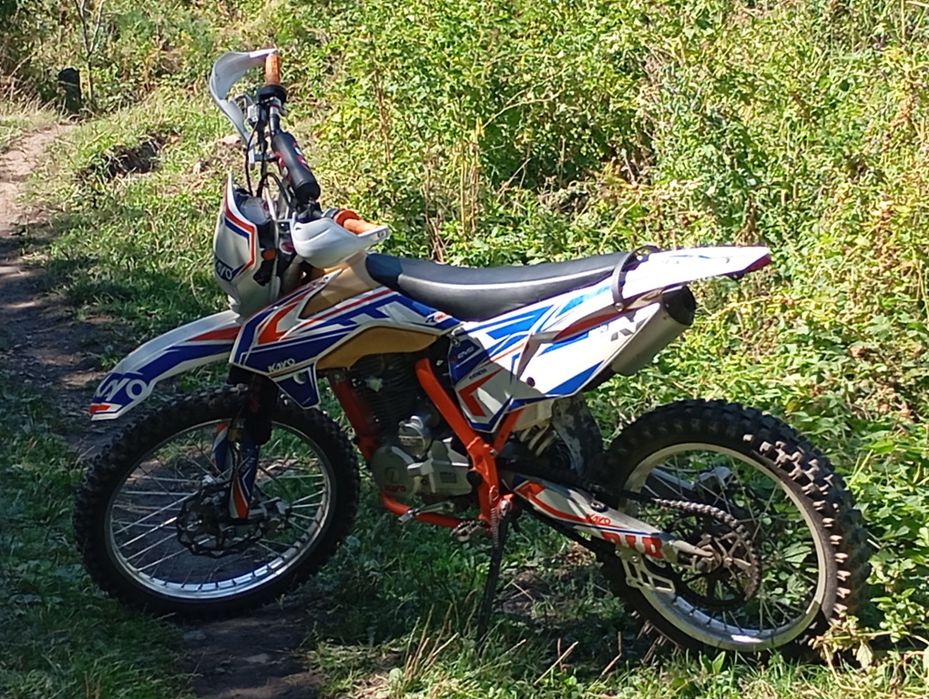 Индуро матоцикл ..