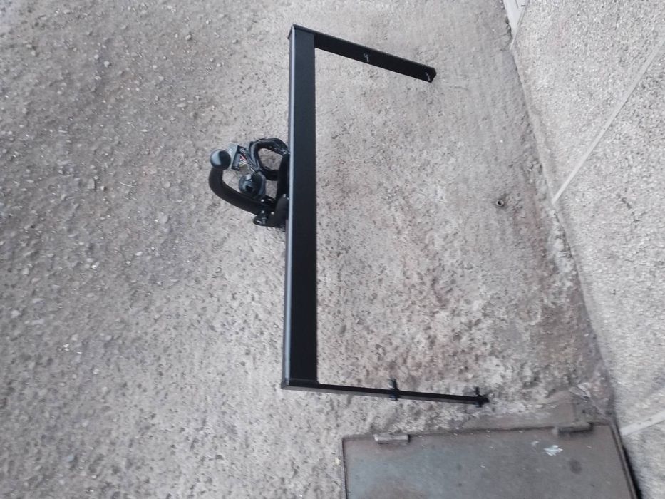 Теглич за VW Touran