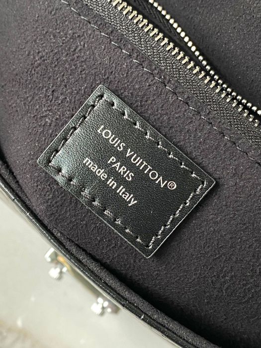 Geanta Louis Vuitton Saga