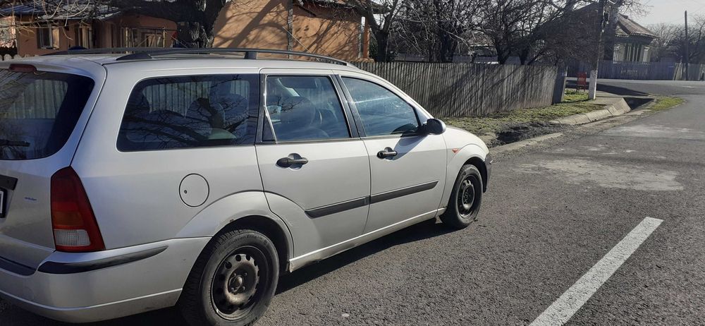 Ford focus 1,6 benzină