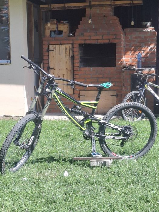 specialized status 1 dh monster edition