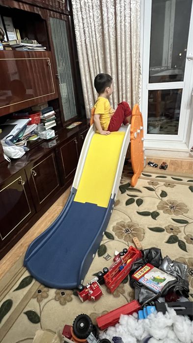 Детская горка пластиковая