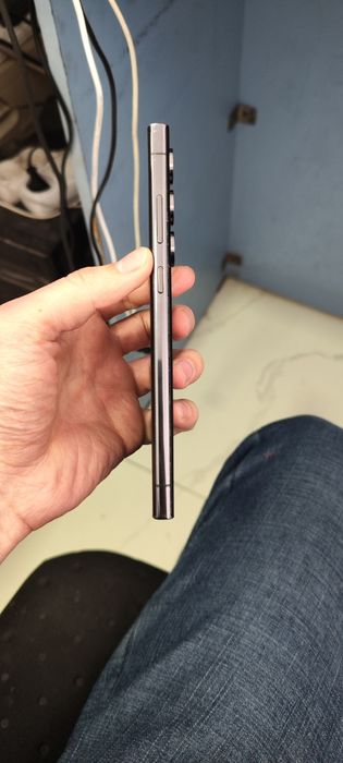 Samsung S23. Ultra.   Vyetnam