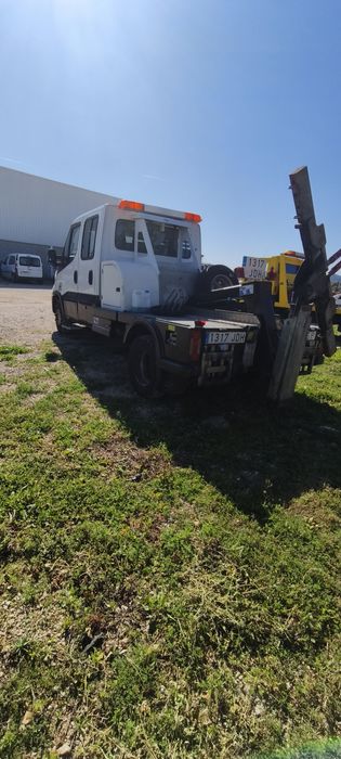 Iveco  Platforma Furculița