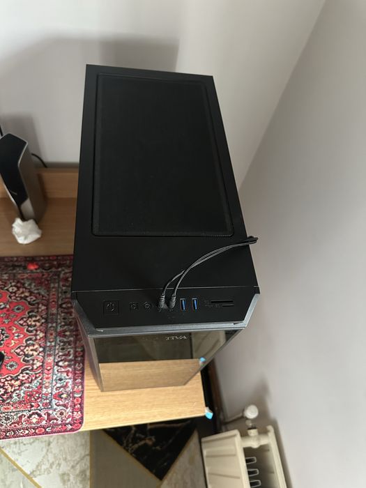 PC Gaming + MONITOR (I5 10400f, RX 5700xt, 16gb RAM)