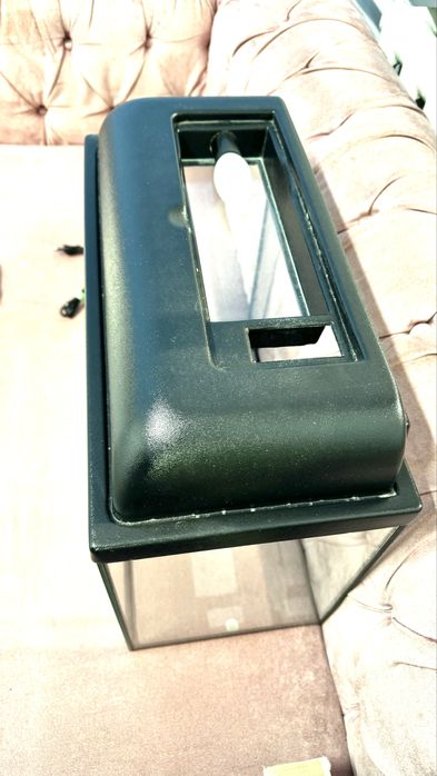 Продаю отличный аквариум