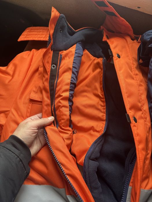 Продам спец одежда утепленная