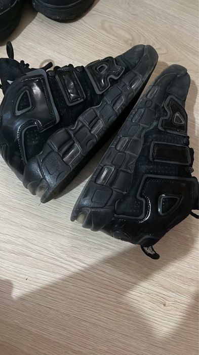 nike uptempo marime 40
