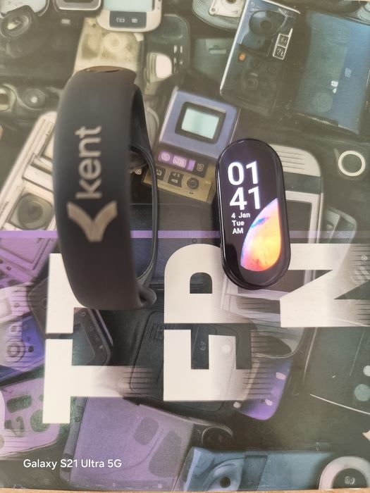 Продается смарт часы xiaomi mi band 7