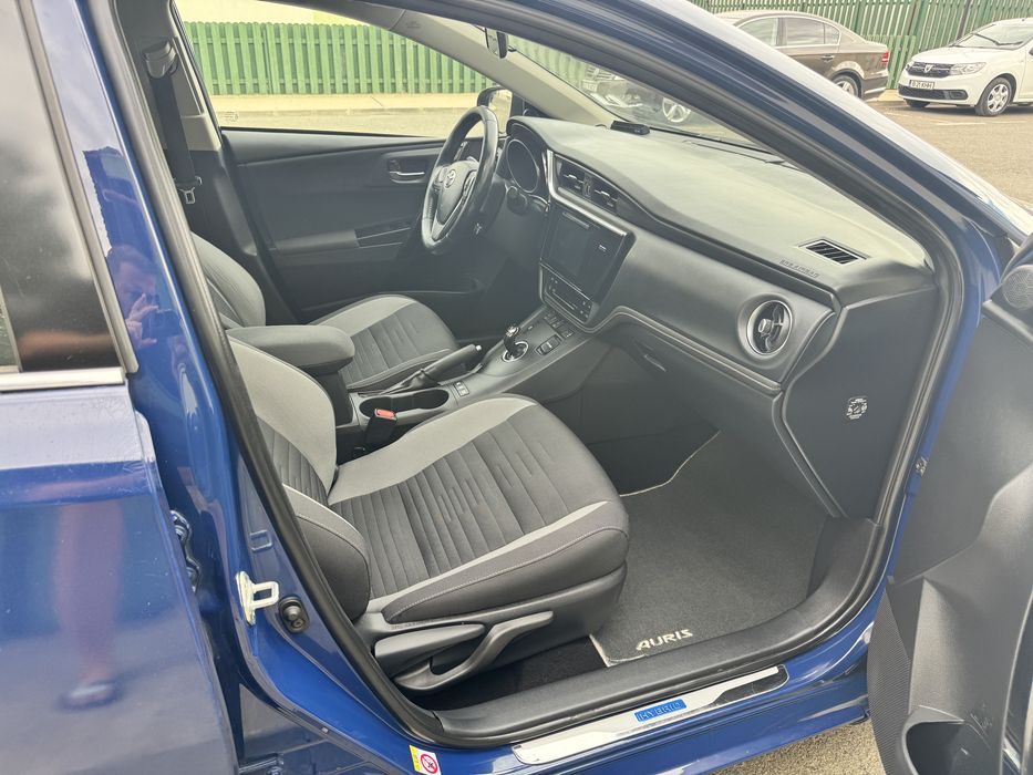 2018 Toyota Auris Hibrid