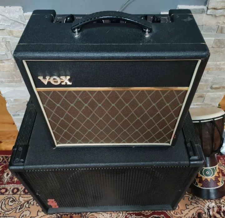 Комбоусилитель "VOX"