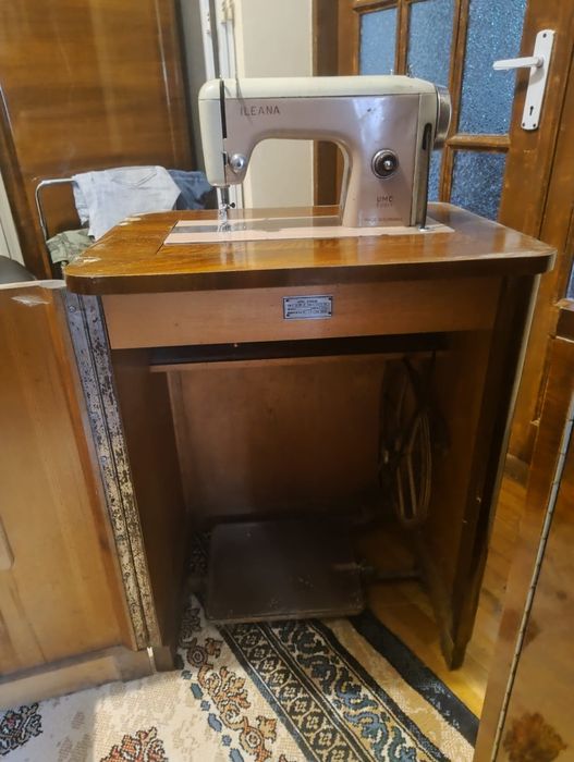 Vând mașina de cusut Ileana!