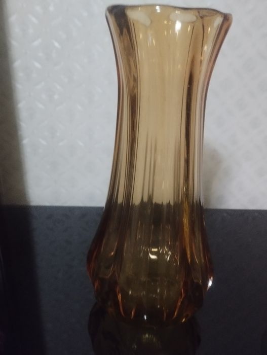 Продам изделия из чешского стекла