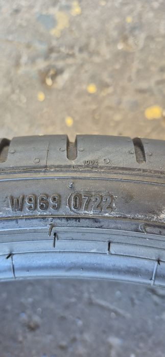 2 anvelope vara runflat Pirelli 275/30/20,dot 2022.Pretul este pe bucata