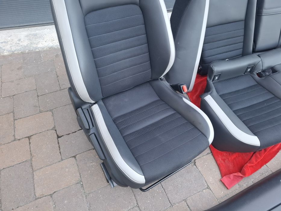 Interior semi-piele lexus is 300h impecabil
