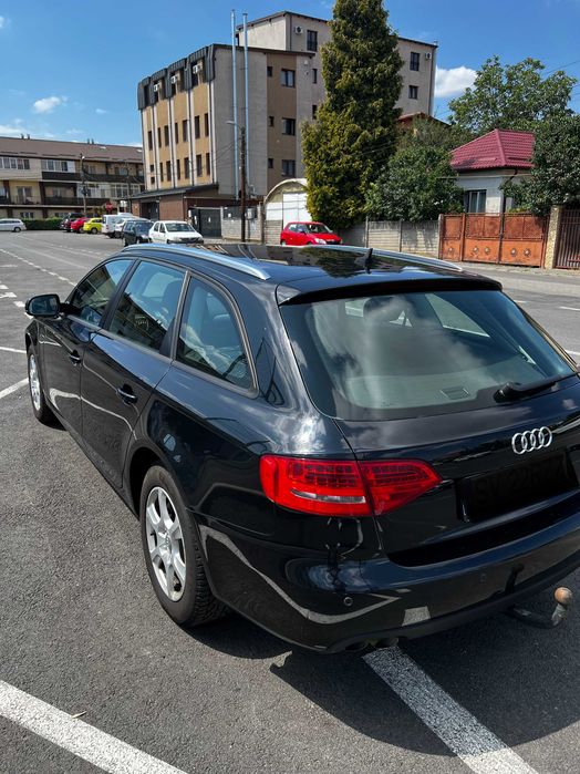 Audi A4 B8, 2011, 2.0 TDI 143 CP, Negru