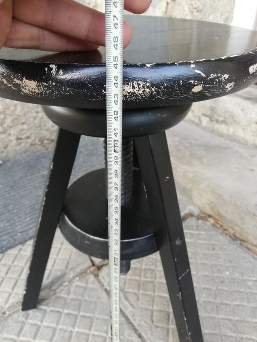 Винтидж дървен стол за пиано