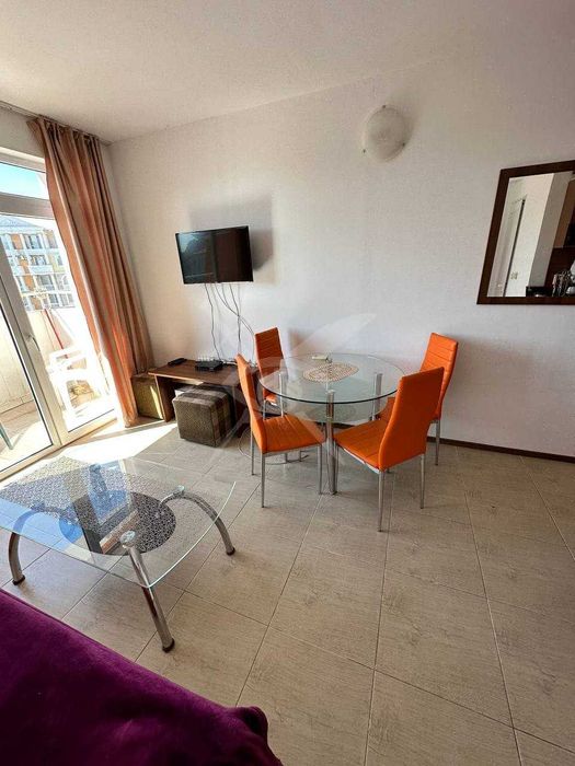 Продава се Двустаен апартамент в к.к. Слънчев бряг - 50 кв.м за 1120 €/кв.м - Снимка #3