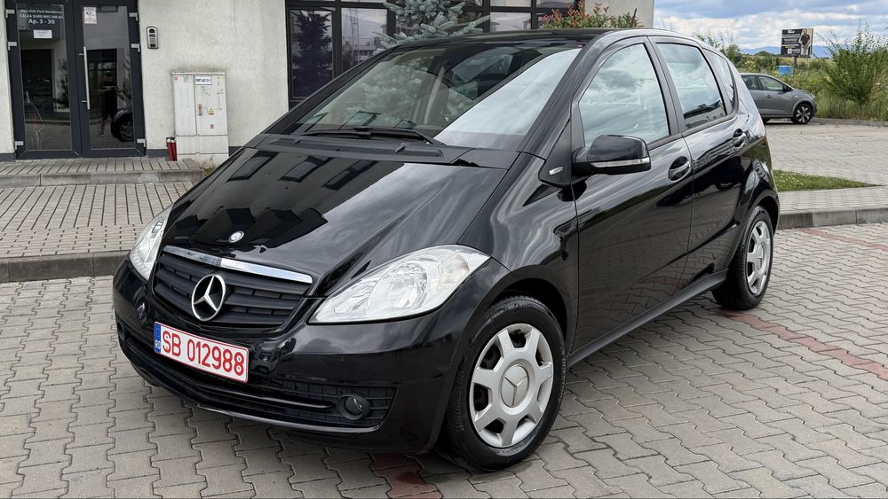 MERCEDES-BENZ A-Class 2013