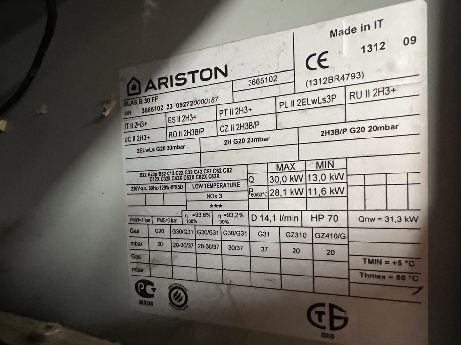 Vand centrala ariston class B,in stare buna ,motivul vanzarii am luat modelul nou ,