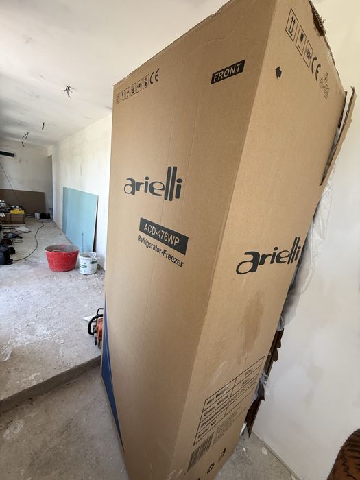 Двукрилен хладилник Arielli