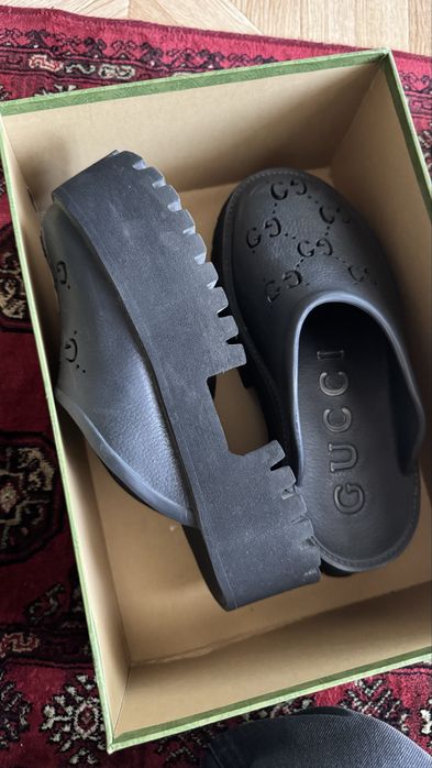 Обувь женская ( gucci)