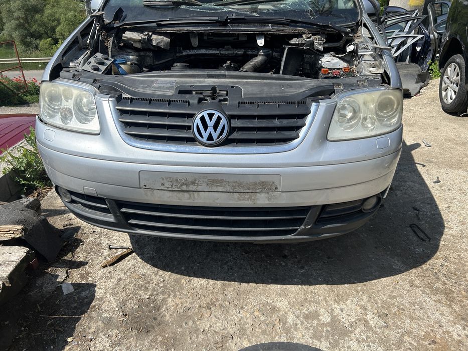 Far Volkswagen Touran