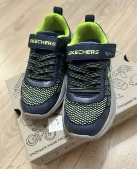 Маратонки за момче Skechers 30 номер