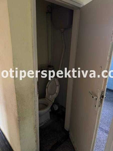 Продава се Тристаен апартамент в Пловдив, Кючук Париж - 90 кв.м за 794 €/кв.м - Снимка #8