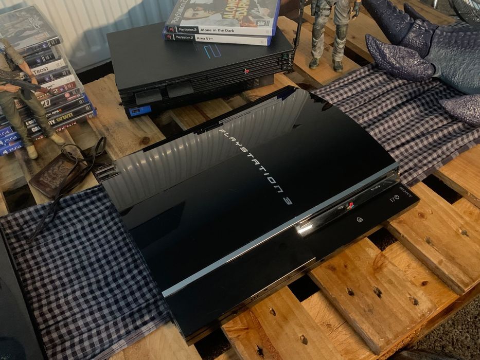 Vand playstation 3 backwards compatible CECHC04