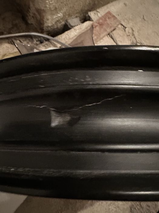 Спукана и крива предна джанта за Ямаха р3 2016 yamaha r3