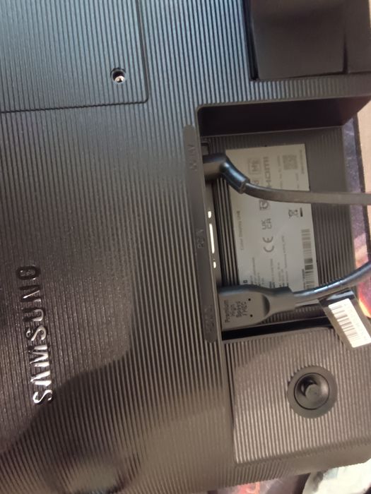 Монитор Samsung 75 Hz