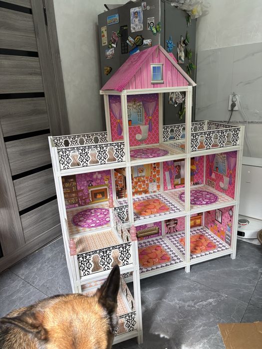 Продам детский домик для Барби