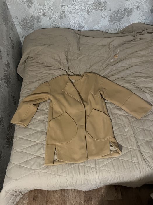 Продается пальто