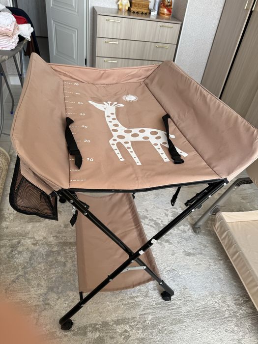 Пеленальный столик