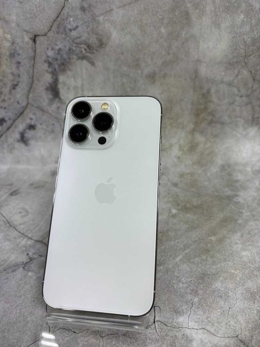 Apple iPhone 13 Pro акб 100% лот 111/1707