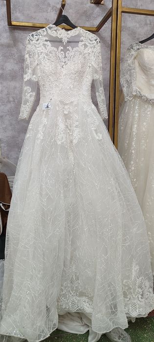 Продам , или сдам в прокат свадебные платья
