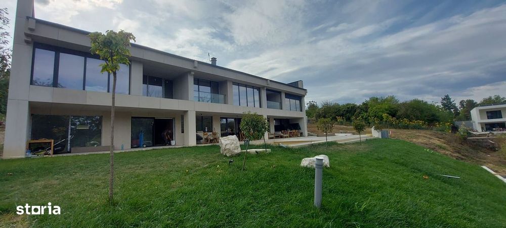 Casă cu ieșire la Lacul Snagov | Piscină și ponton | Siliștea Snagovul