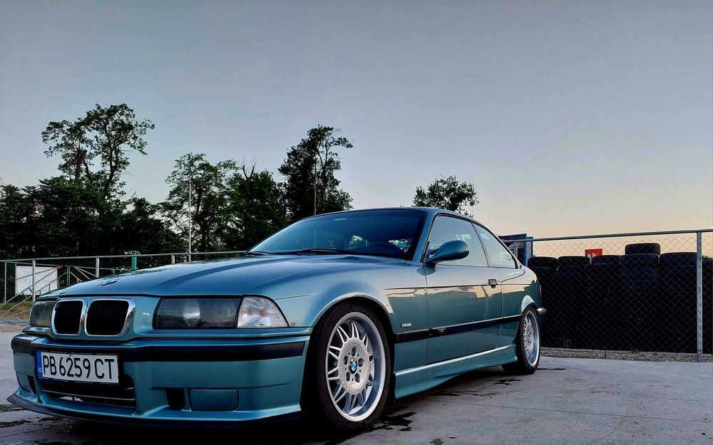 BMW E36 328 Coupe