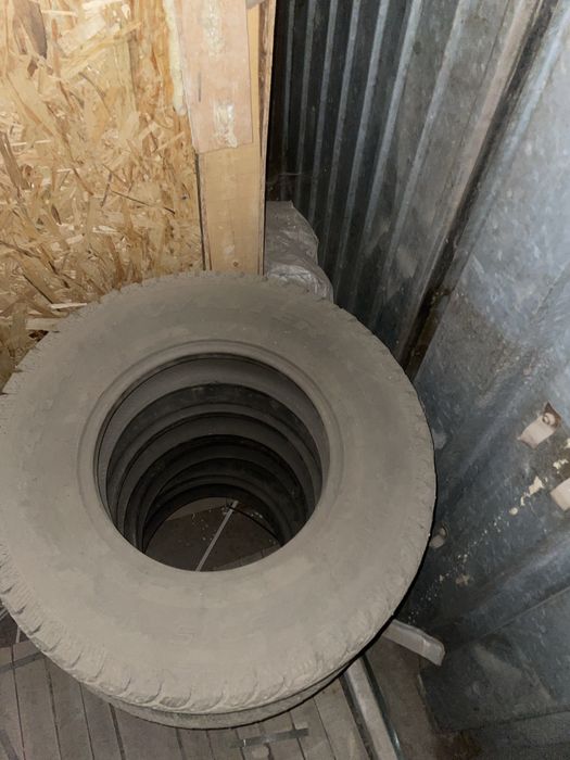 Покрышка зима 235/75/15