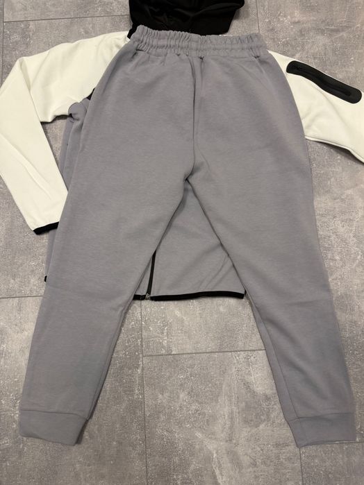 Детски екипи Nike и Adidas