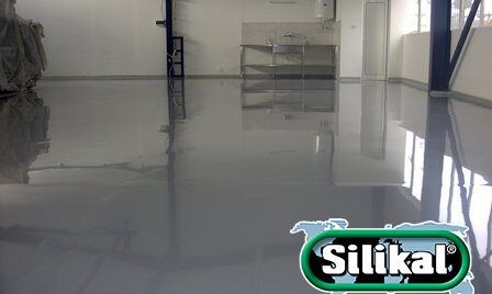 високо качествена епоксидна смола 10.кг закупена от германия