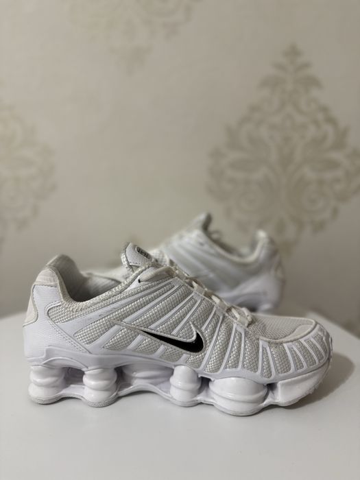 Nike Shox White TL