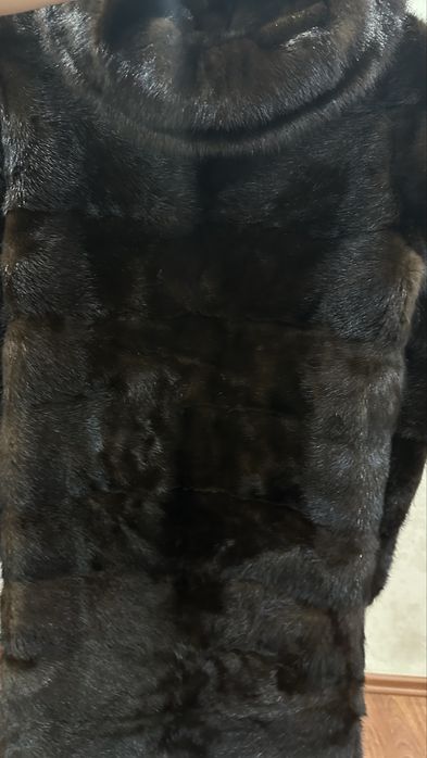 Продам норкувую шубу