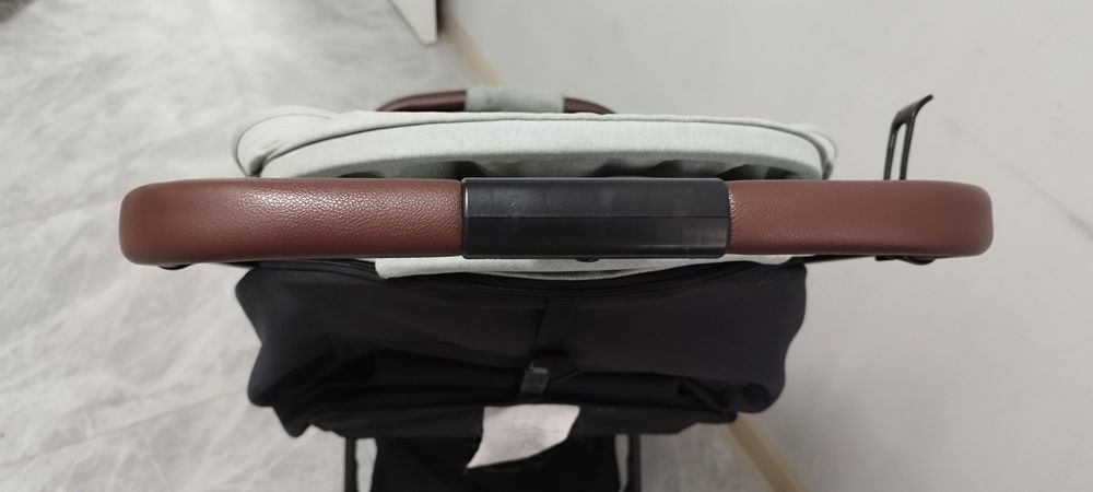 Детская коляска - проста в использовании