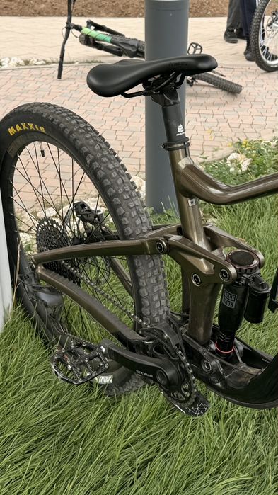 Giant Reign 2 2024